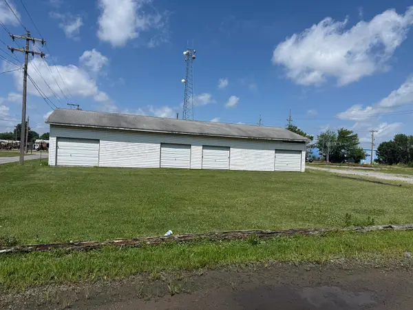 305 N Carbon Street, Marion, IL 62959