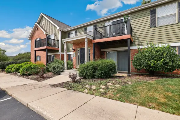 1561 Raymond Drive #102, Naperville, IL 60563