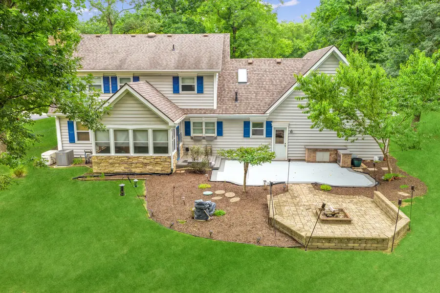 2094 Running Deer Lane, Freeport, IL 61032 - #2