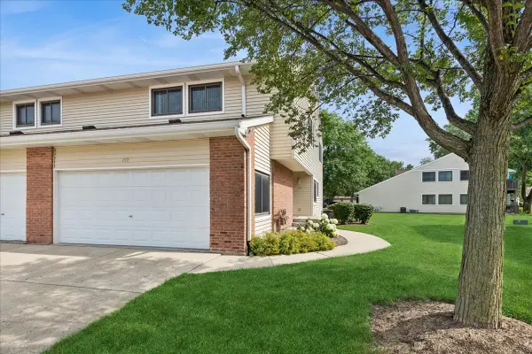 172 Morningside Lane #24, Buffalo Grove, IL 60089