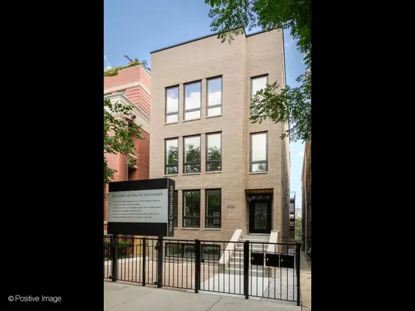 Address Withheld By Seller, Chicago, IL 60613