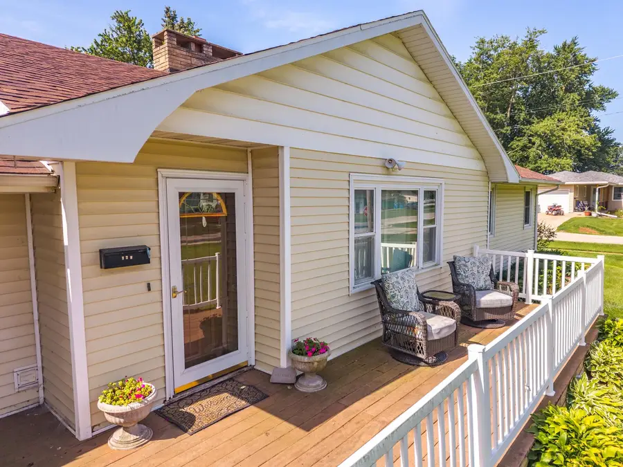 127 W 1st Street, Minonk, IL 61760 - #2