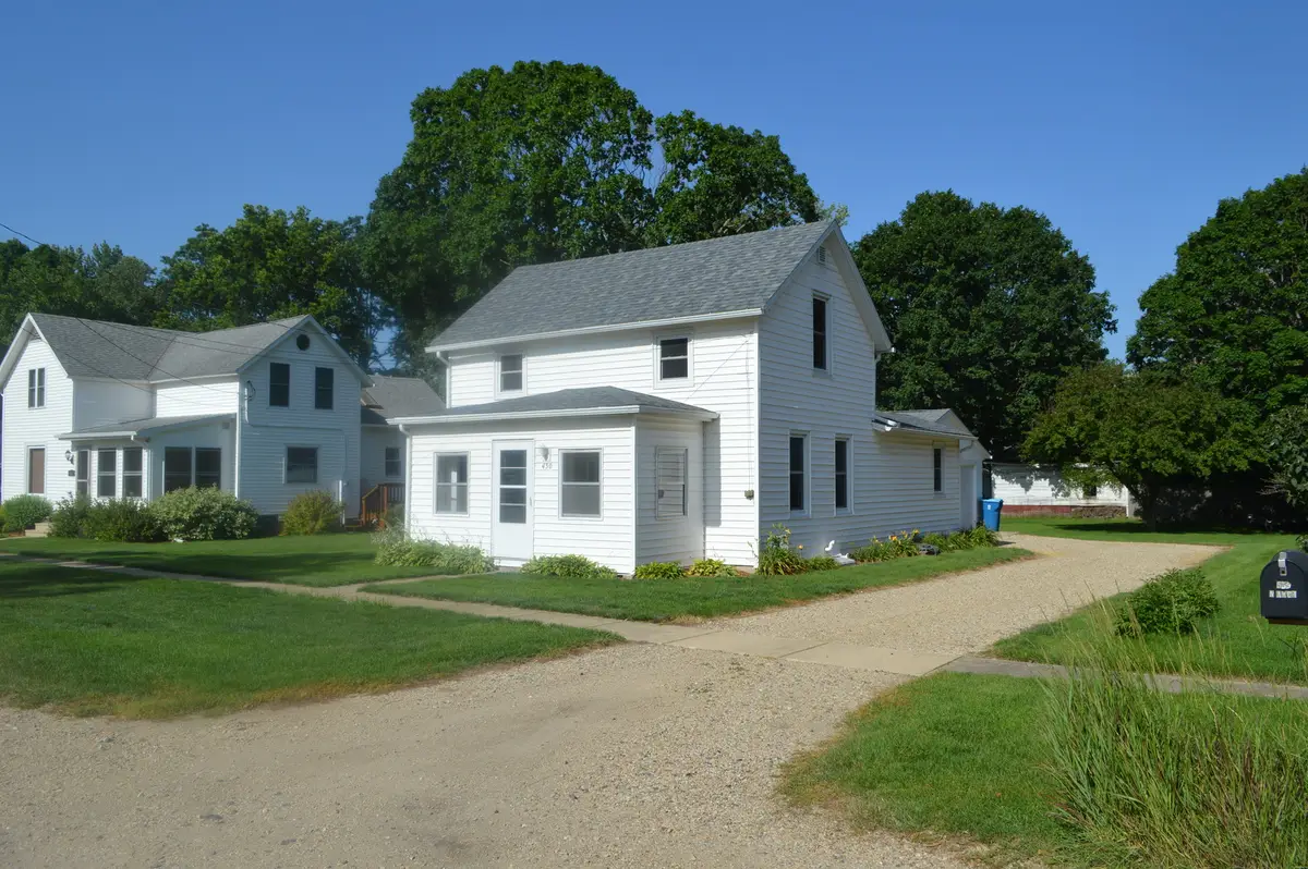430 N Arch Street, Tiskilwa, IL 61368 - #1