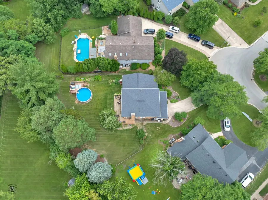 628 Camelot Drive, Burr Ridge, IL 60527 - #3