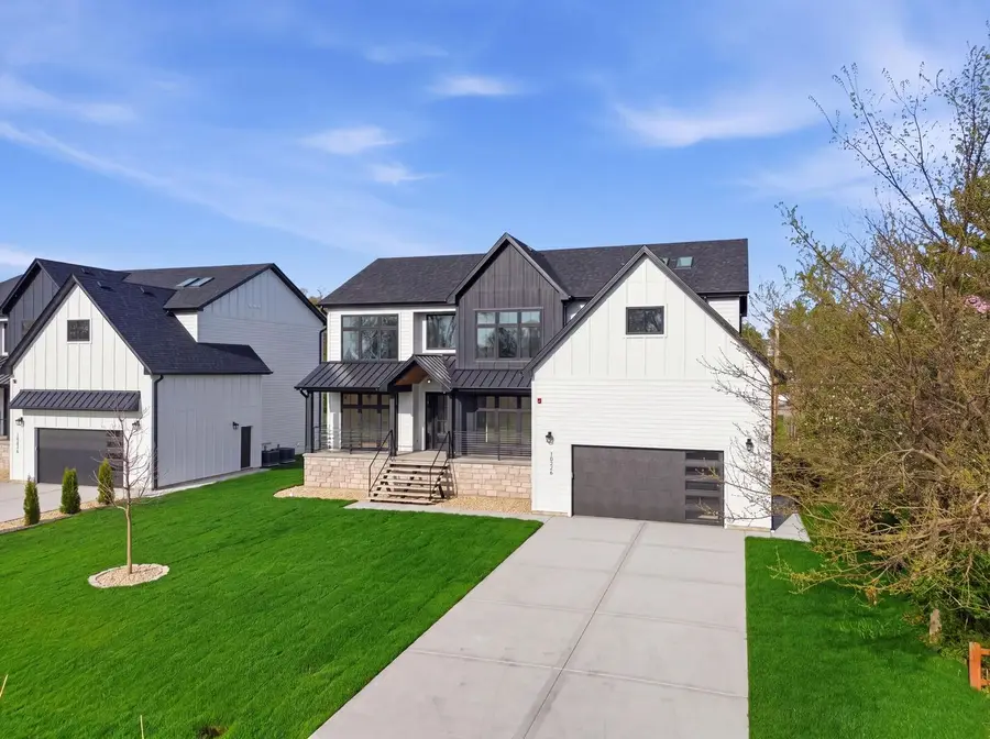 10226 S 81st Avenue, Palos Hills, IL 60465 - #2