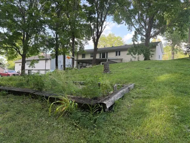 208 N Jones Avenue, Maquoketa, IA 52060 - #3