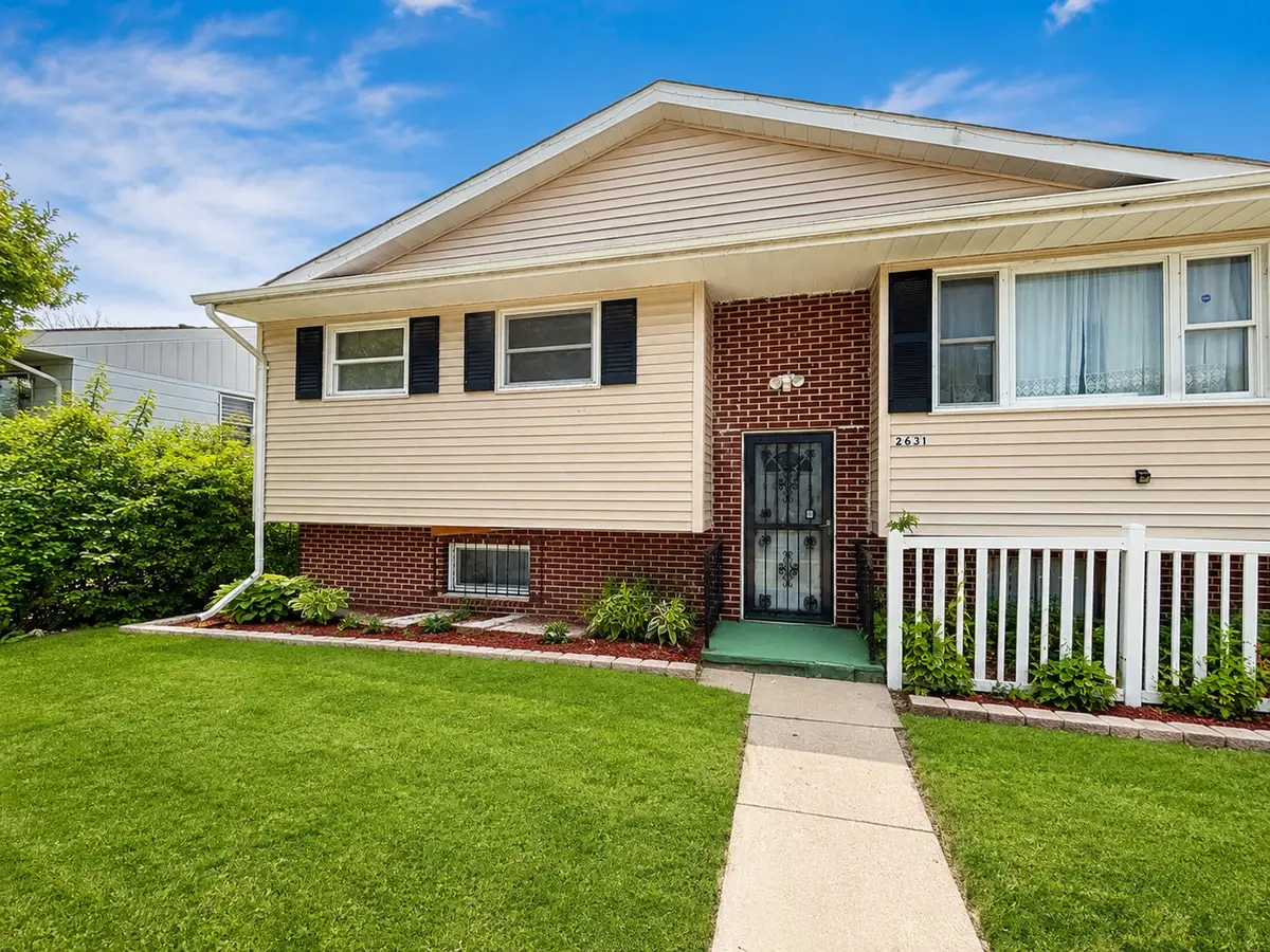 2631 Kennedy Drive, North Chicago, IL 60064 - #1