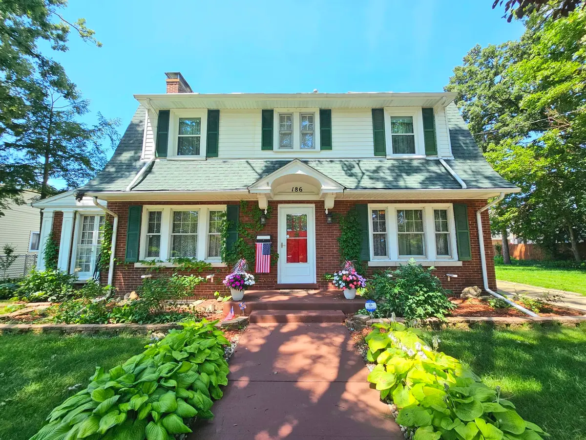 186 N Du Bois Avenue, Elgin, IL 60123 - #1