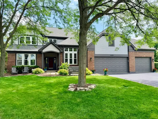 14335 Spring Meadow Court, Libertyville, IL 60048