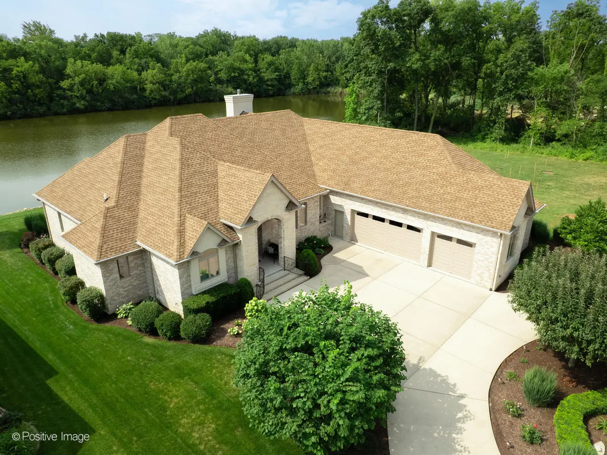 335 Edgewater Drive, Morris, IL 60450 - #1