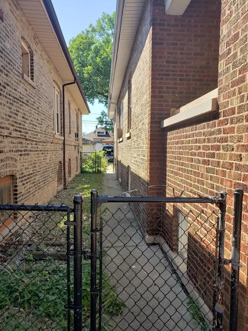 8414 S Aberdeen Street, Chicago, IL 60620 - #3