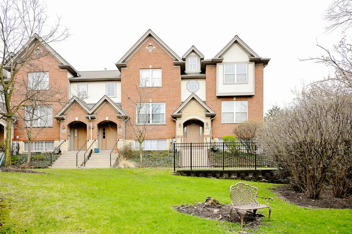 219 Riverfront Drive, Mount Prospect, IL 60056 - #1