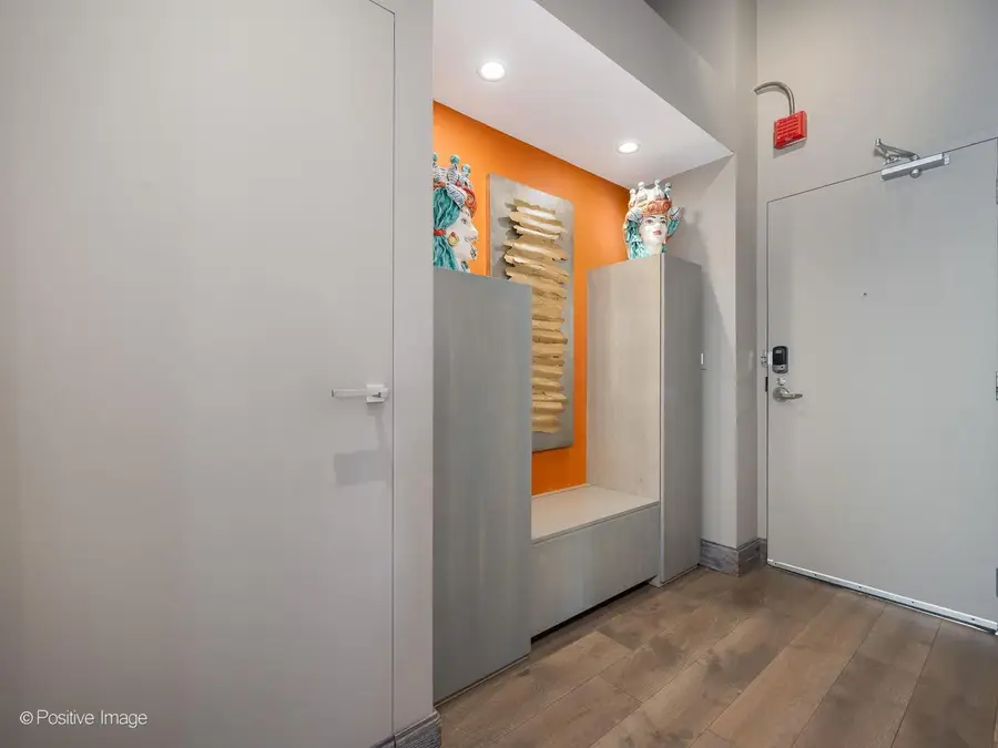 701 W Jackson Boulevard #607, Chicago, IL 60661 - #2