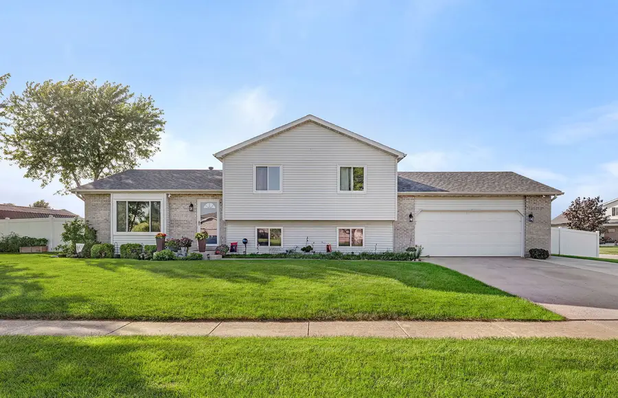 1540 Carol Anne Drive, Morris, IL 60450 - #2