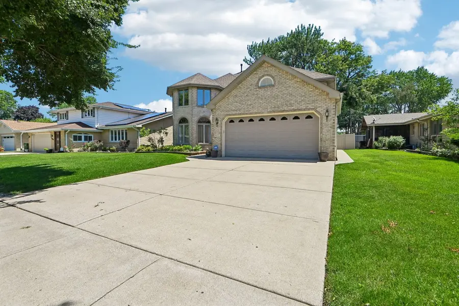 9237 Kedvale Avenue, Oak Lawn, IL 60453 - #2