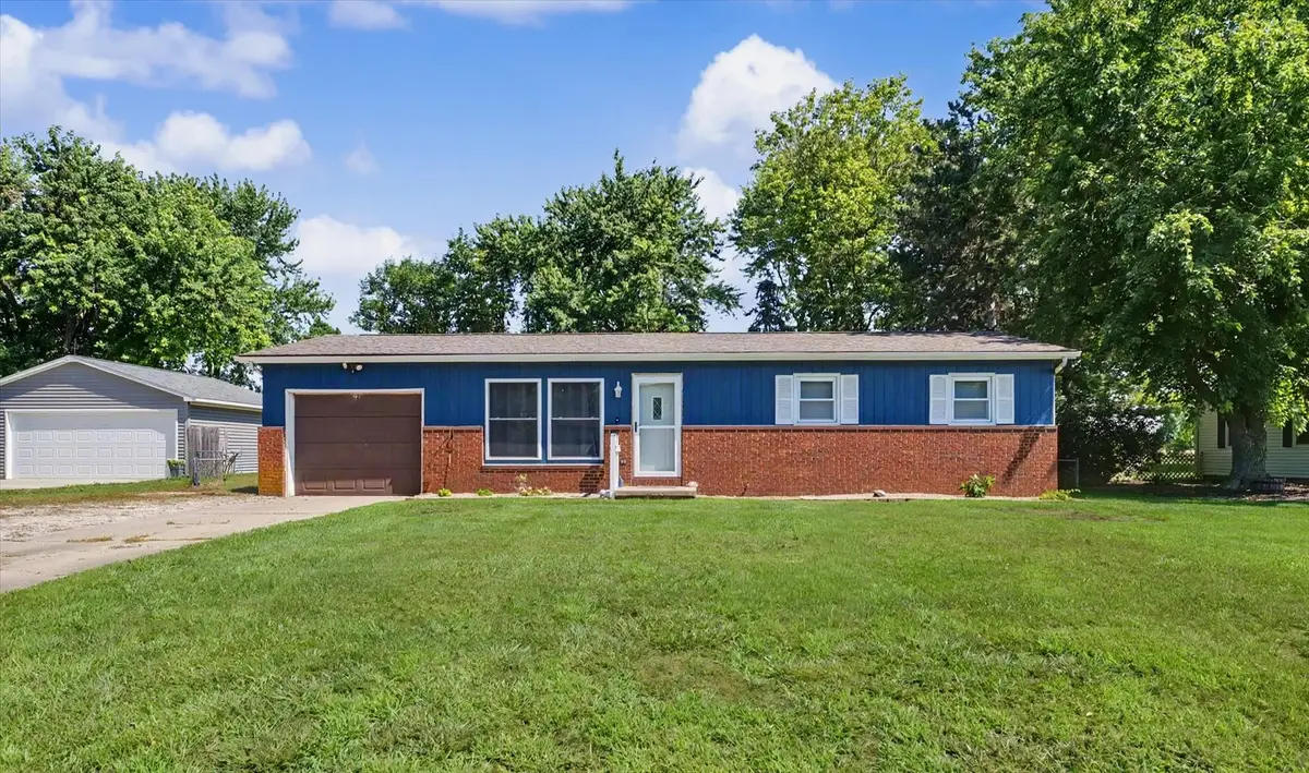 406 Northgate Drive, Saint Joseph, IL 61873 - #1