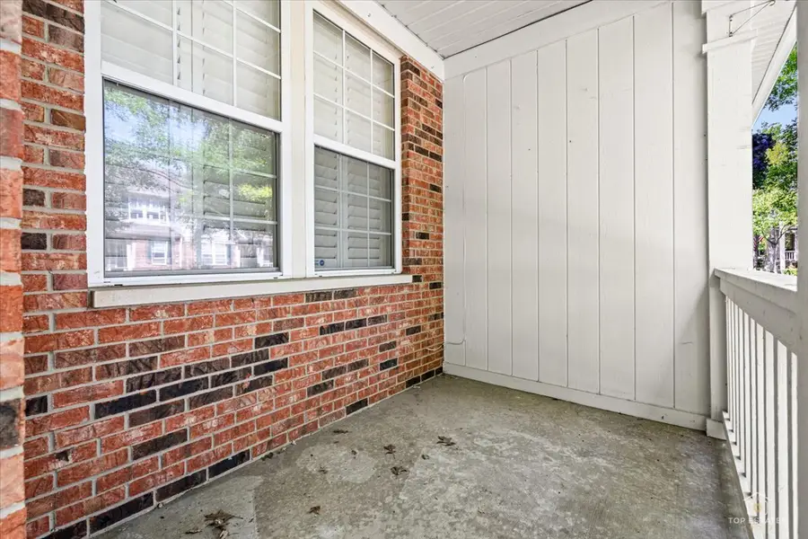 642 W Moreland Avenue, Addison, IL 60101 - #3