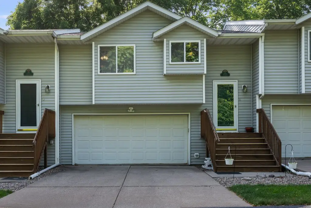 1725 25th Avenue #3, Rock Island, IL 61201 - #1