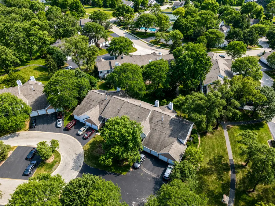585 Edinburgh Lane #B, Prospect Heights, IL 60070 - #2