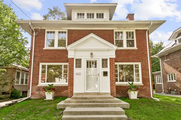 622 Sexton Street, Aurora, IL 60505