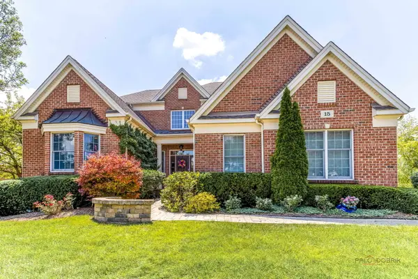 15 Eagle Ridge Drive, Hawthorn Woods, IL 60047