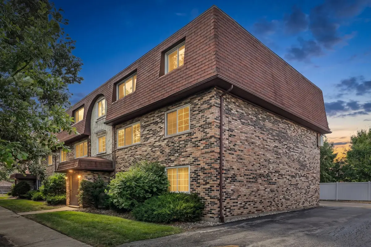3934 W 104th Street #2B, Chicago, IL 60655 - #1