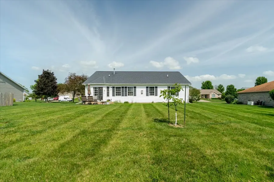 412 Sunset Drive, Colfax, IL 61728 - #2