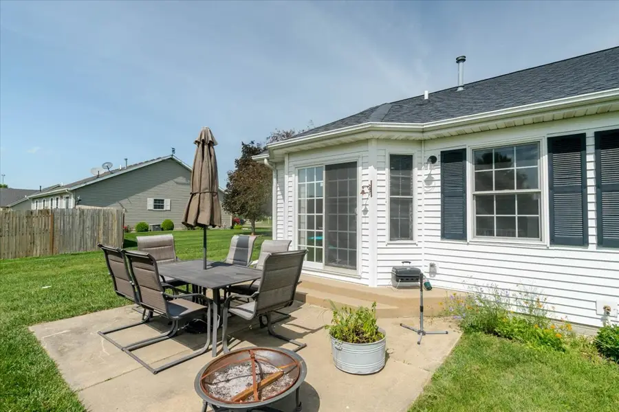412 Sunset Drive, Colfax, IL 61728 - #3