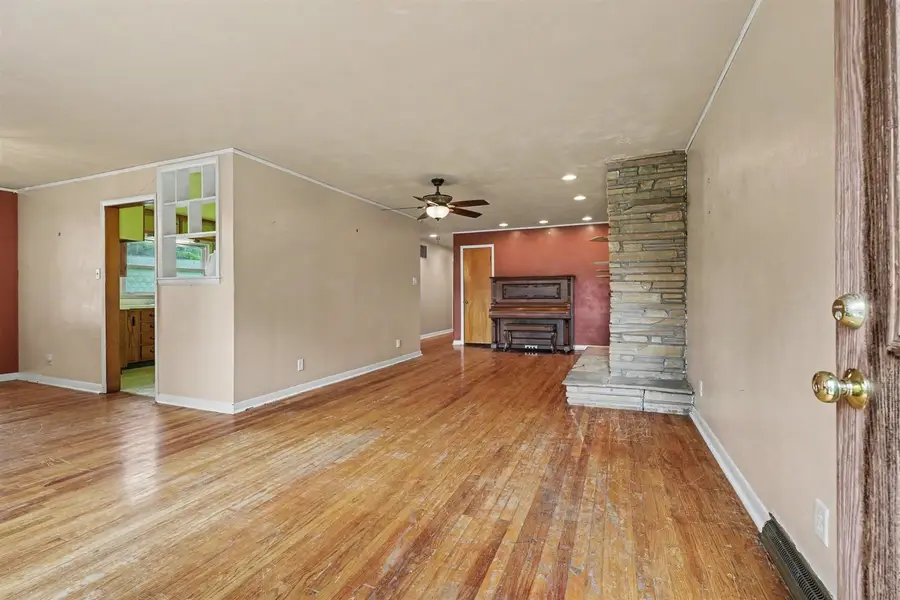 Address Withheld By Seller, Urbana, IL 61801 - #2