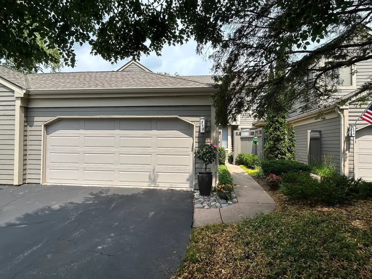 398 White Oak Lane, Lake Barrington, IL 60010 - #1