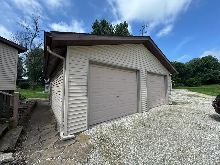 409 N Main Street, Payson, IL 62360 - #3