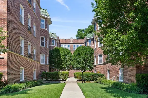 1226 Elmwood Avenue #1W, Evanston, IL 60202