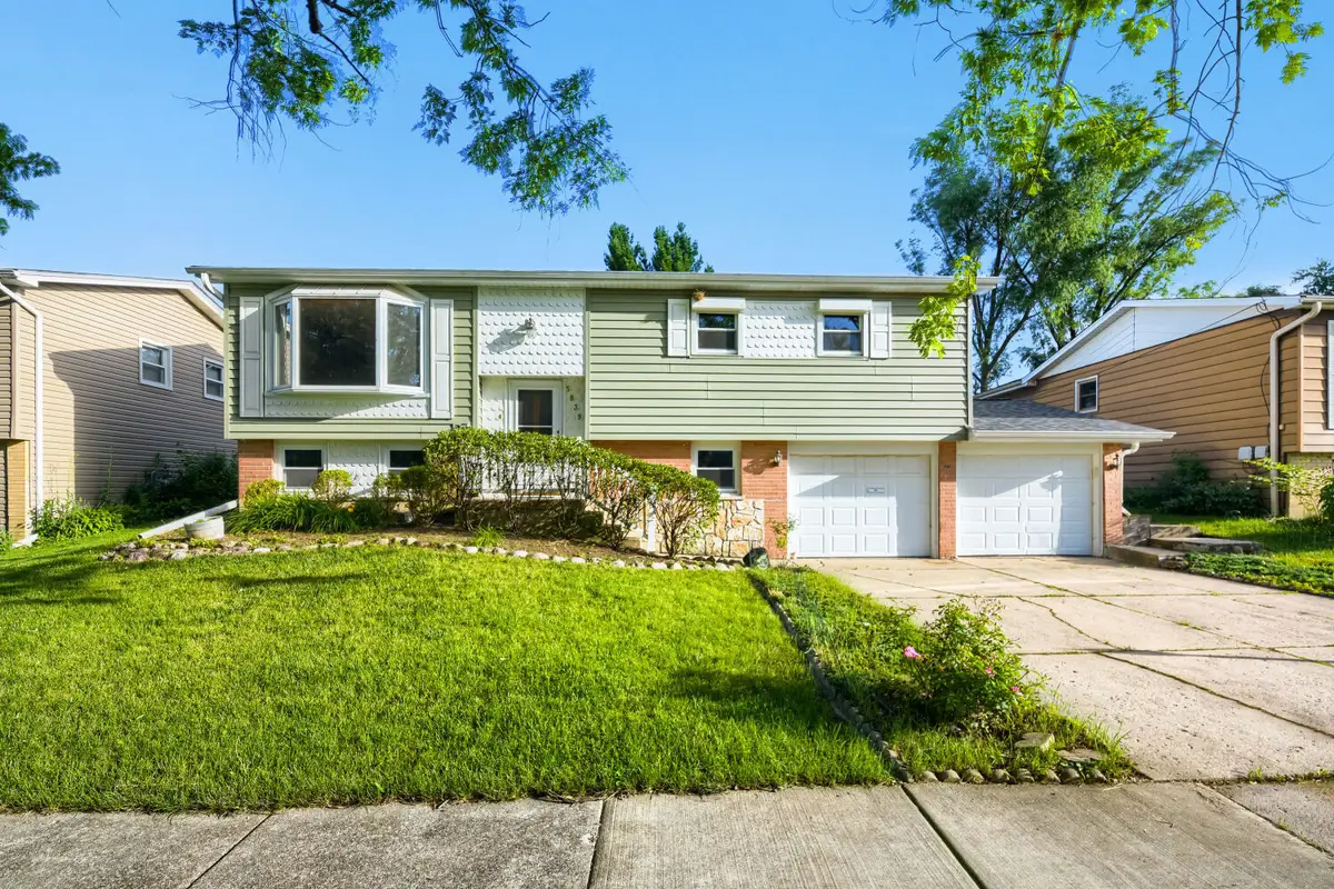 5839 Edward Drive, Oak Forest, IL 60452 - #1