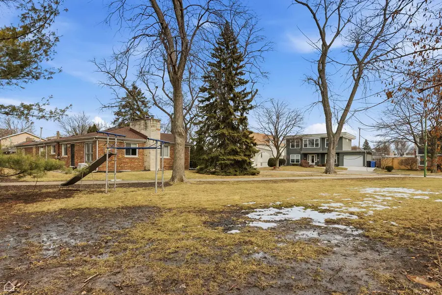6310 N La Crosse Avenue, Chicago, IL 60646 - #3