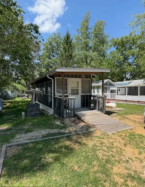 8/19 Woodhaven, Sublette, IL 61367