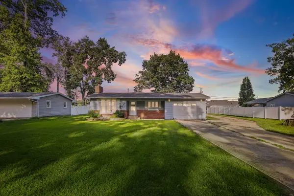 274 Oak Tree Avenue, Salem, IL 62881