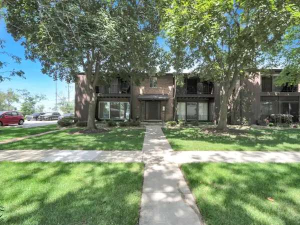 17618 71st Court #1N, Tinley Park, IL 60477