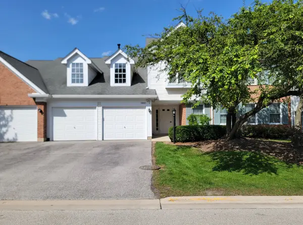1311 Nutmeg Court #B, Mount Prospect, IL 60056