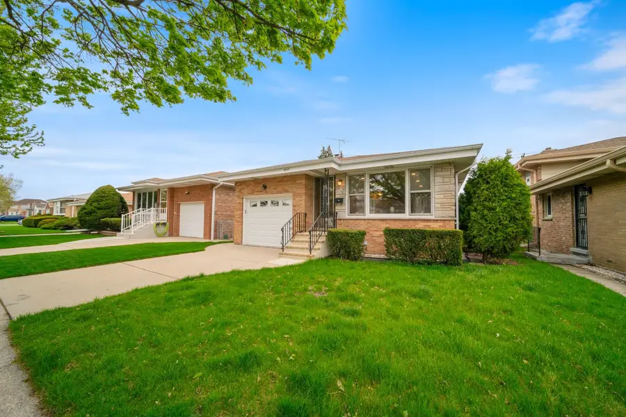 4945 N Neva Avenue, Chicago, IL 60656 - #2