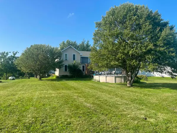 8268 Lyndon Road, Prophetstown, IL 61277