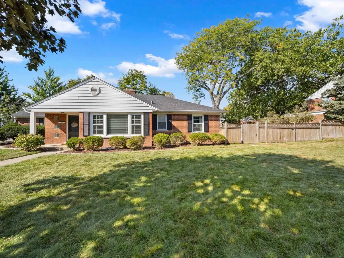 1100 Raleigh Road, Glenview, IL 60025 - #1
