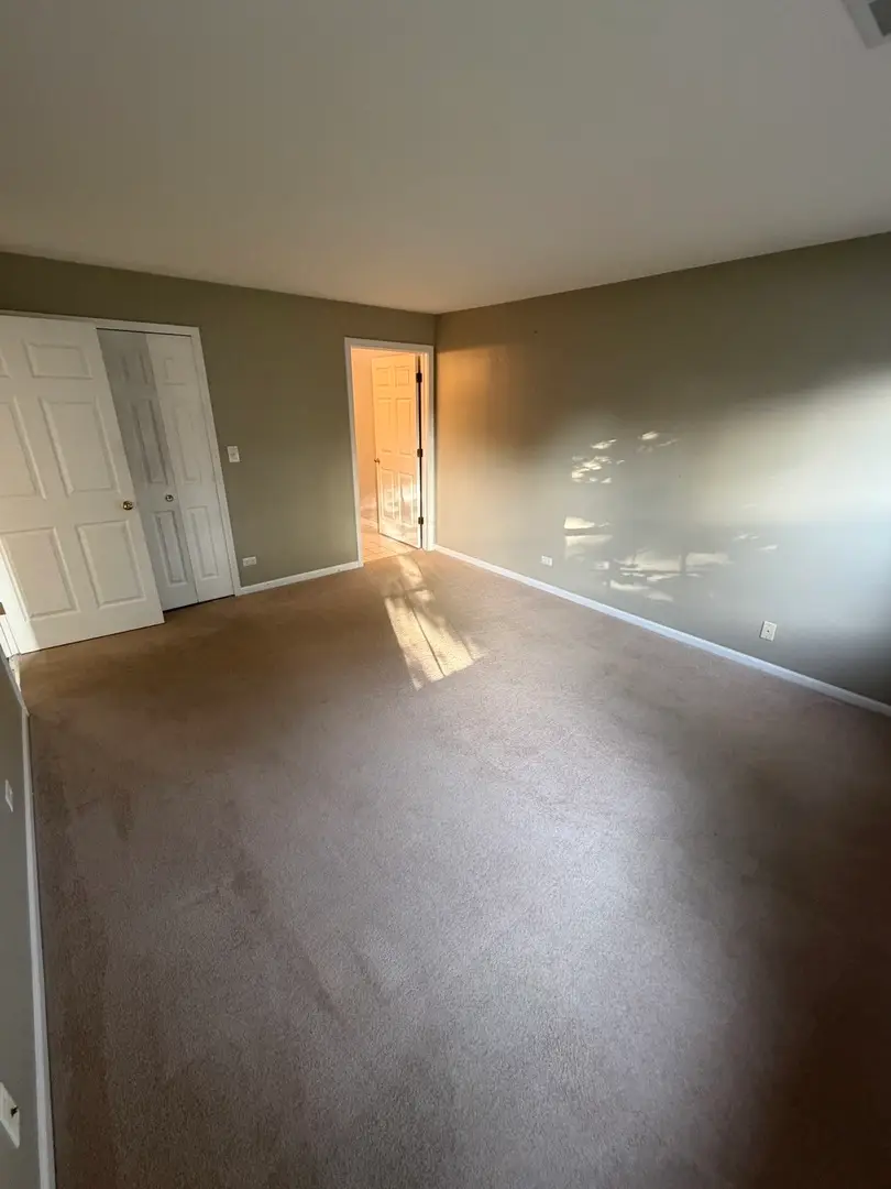 205 Ashbury Lane E #E3, Roselle, IL 60172 - #2