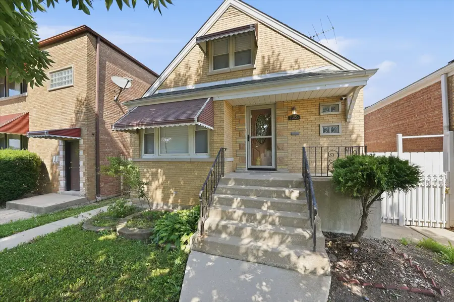 7205 S Lawndale Avenue, Chicago, IL 60629 - #3