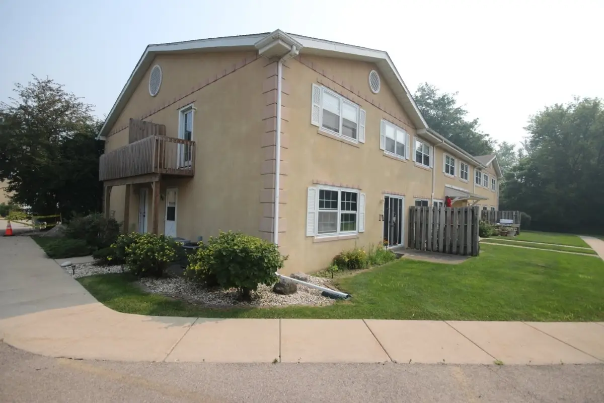 1142 Greenwood Circle, Woodstock, IL 60098 - #1