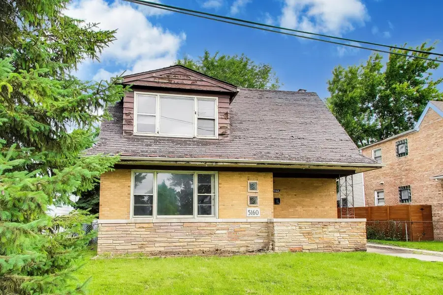 5160 W Sunnyside Avenue, Chicago, IL 60630 - #3