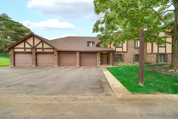 1659 Dover Court #A, Wheaton, IL 60189