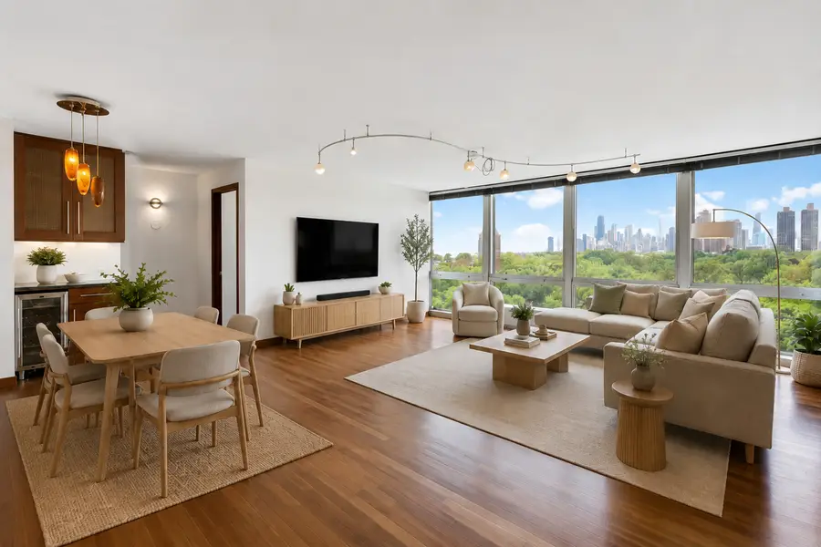 Address Withheld By Seller, Chicago, IL 60657 - #2