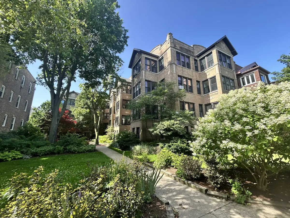 1065 W North Shore Avenue #2, Chicago, IL 60626 - #1
