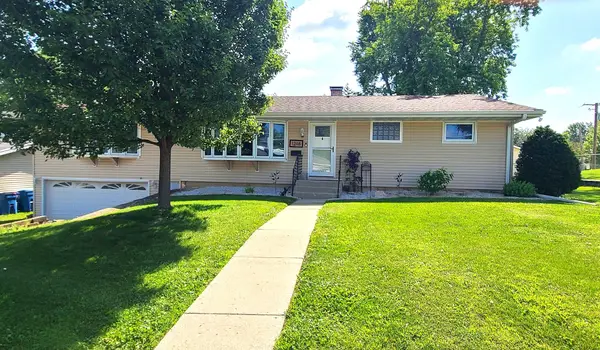 1218 Elm Place, Dixon, IL 61021