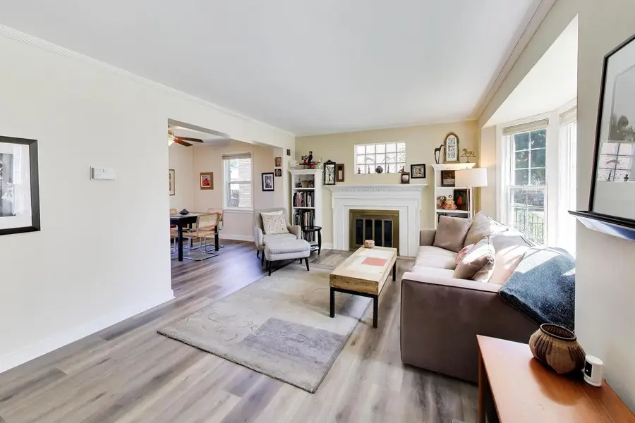 6028 N Whipple Street, Chicago, IL 60659 - #2